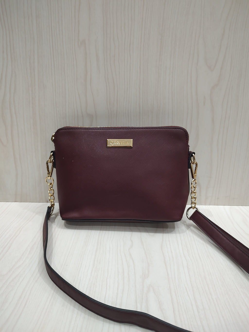 Chic Saffiano Crossbody Bag