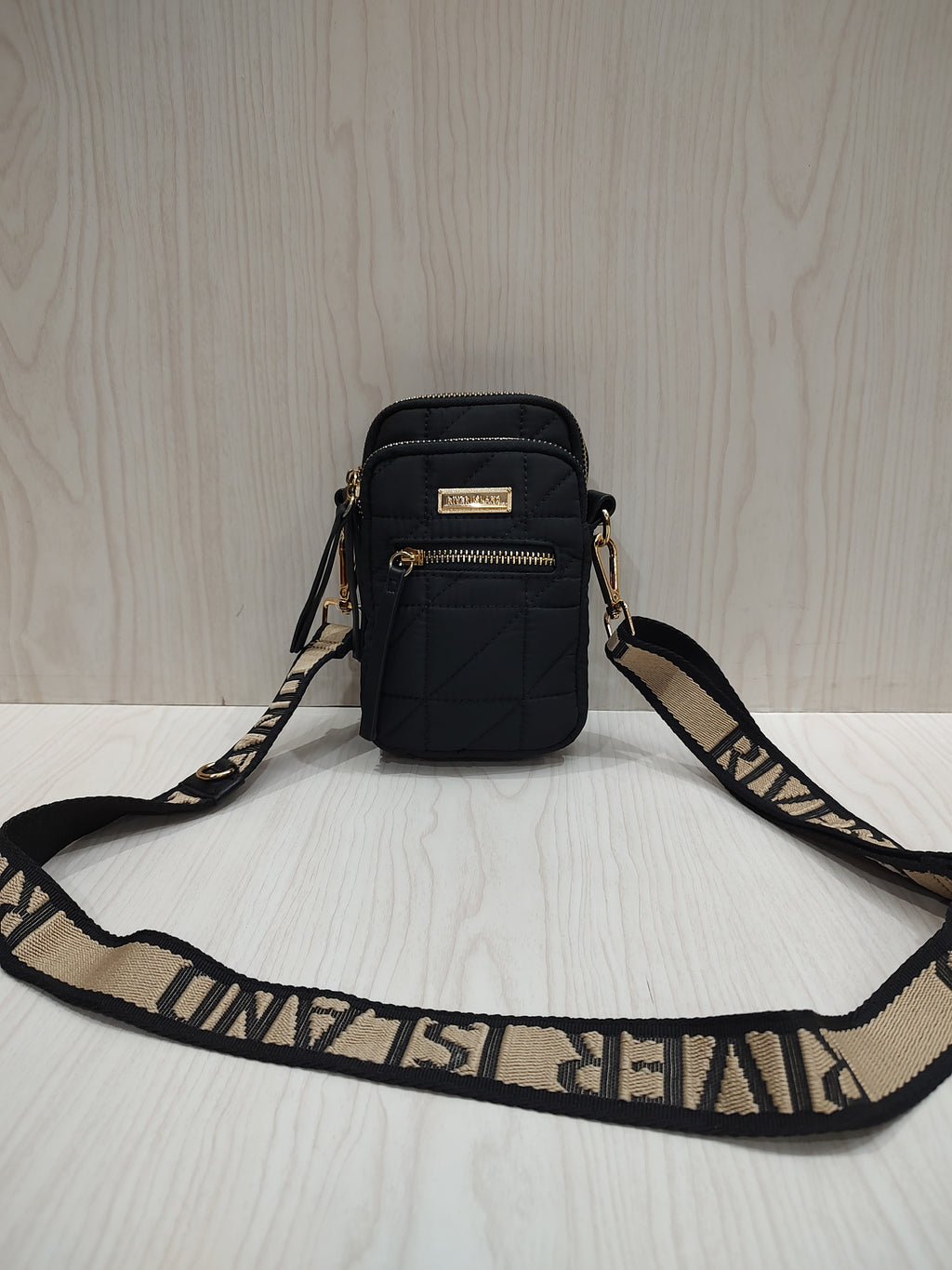 📱 Sporty Quilted Crossbody Phone Bag 🖤