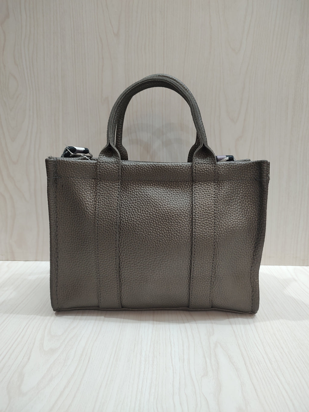 Metallic Pewter Textured Top-Handle Tote Bag 👜✨