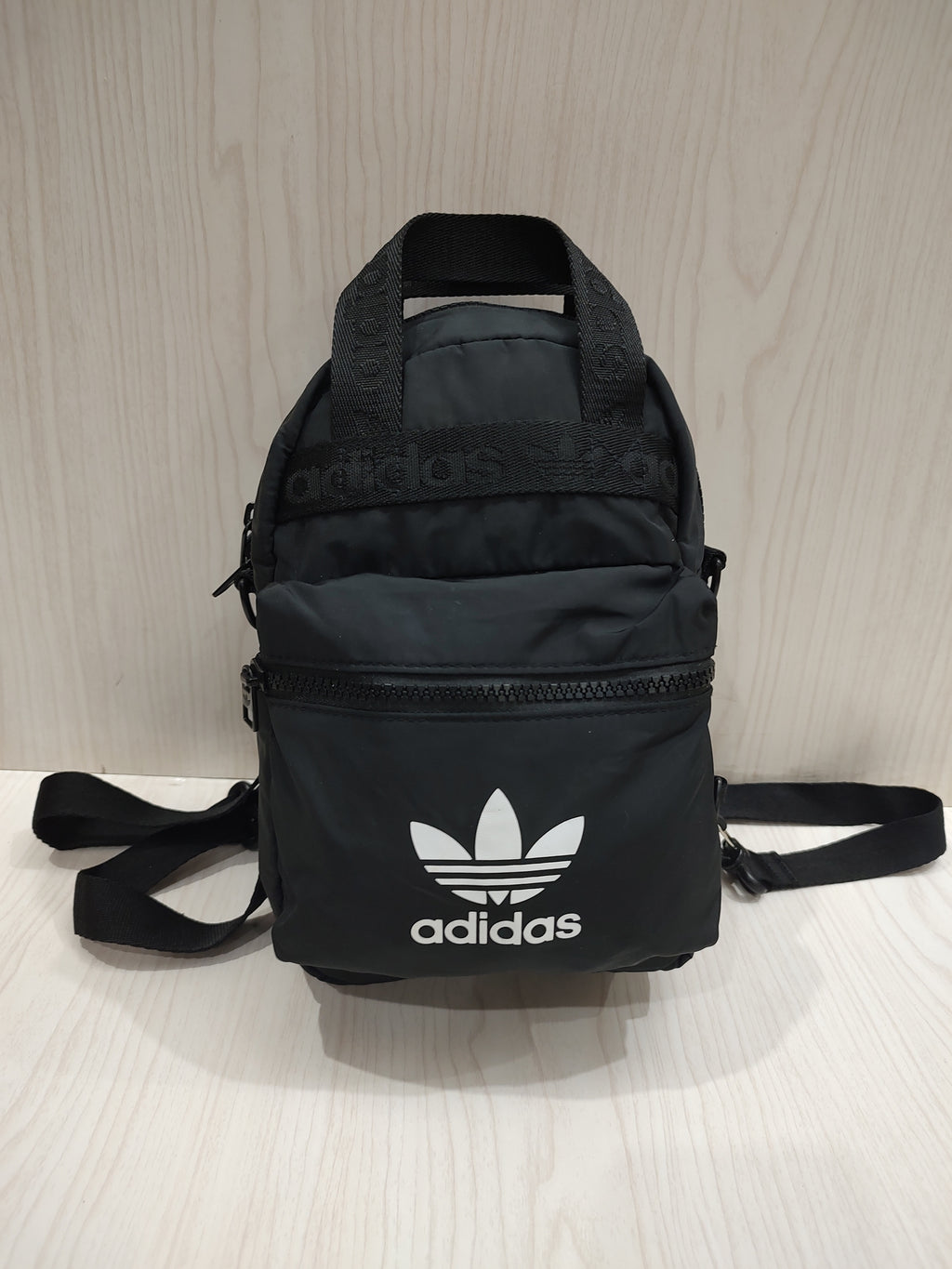 🎒 Sporty Mini Convertible Backpack & Crossbody Bag ⚡