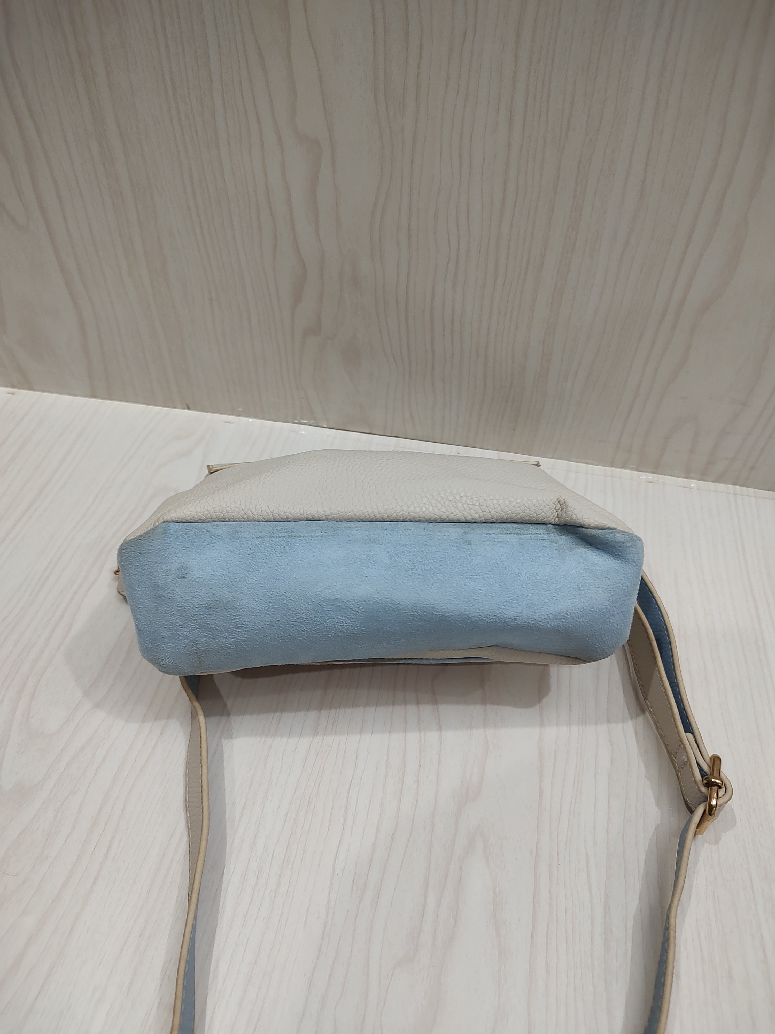 Pastel Elegance Crossbody Bag