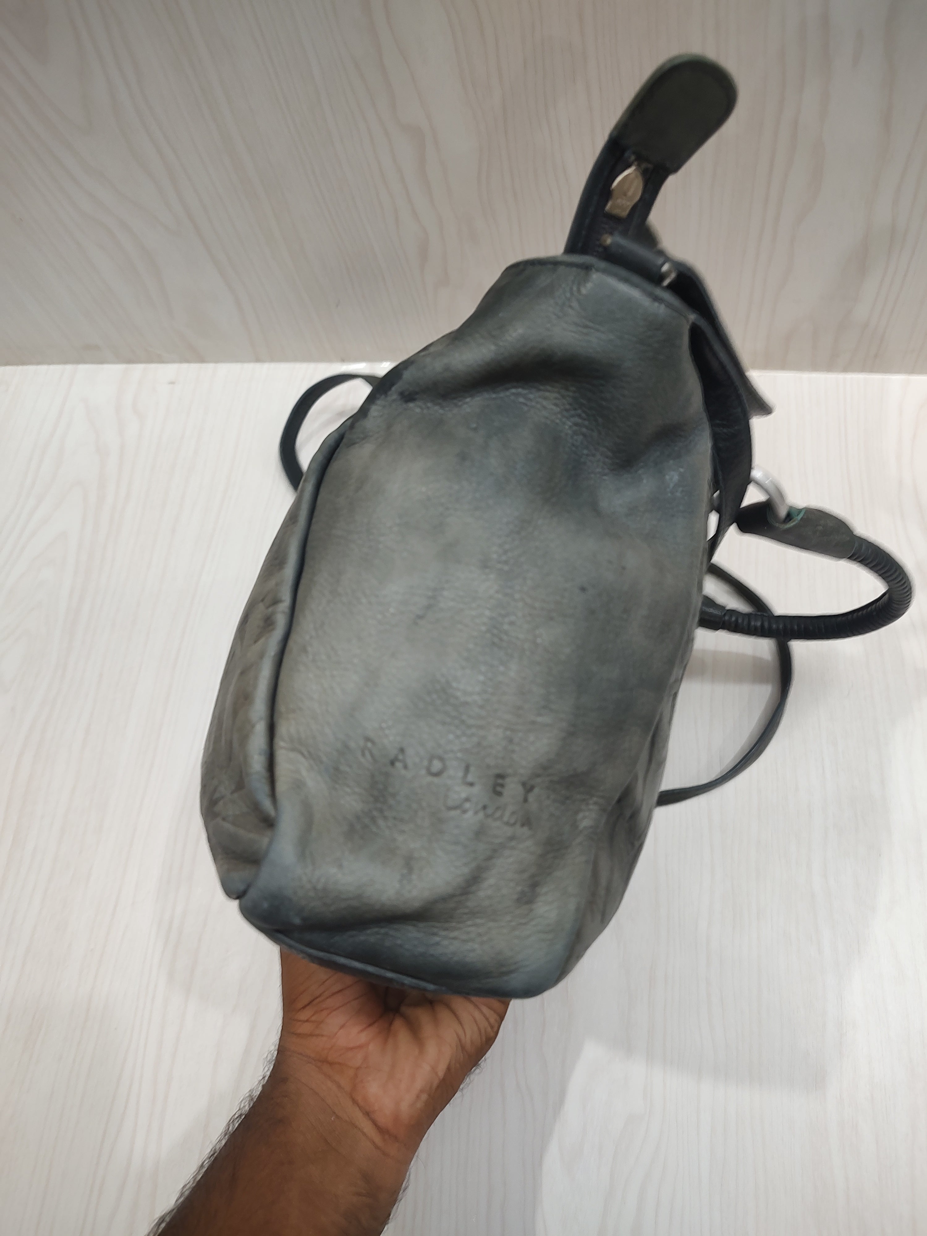 🌸 Vintage Boho Floral Embossed Grey Leather Handbag 👜✨