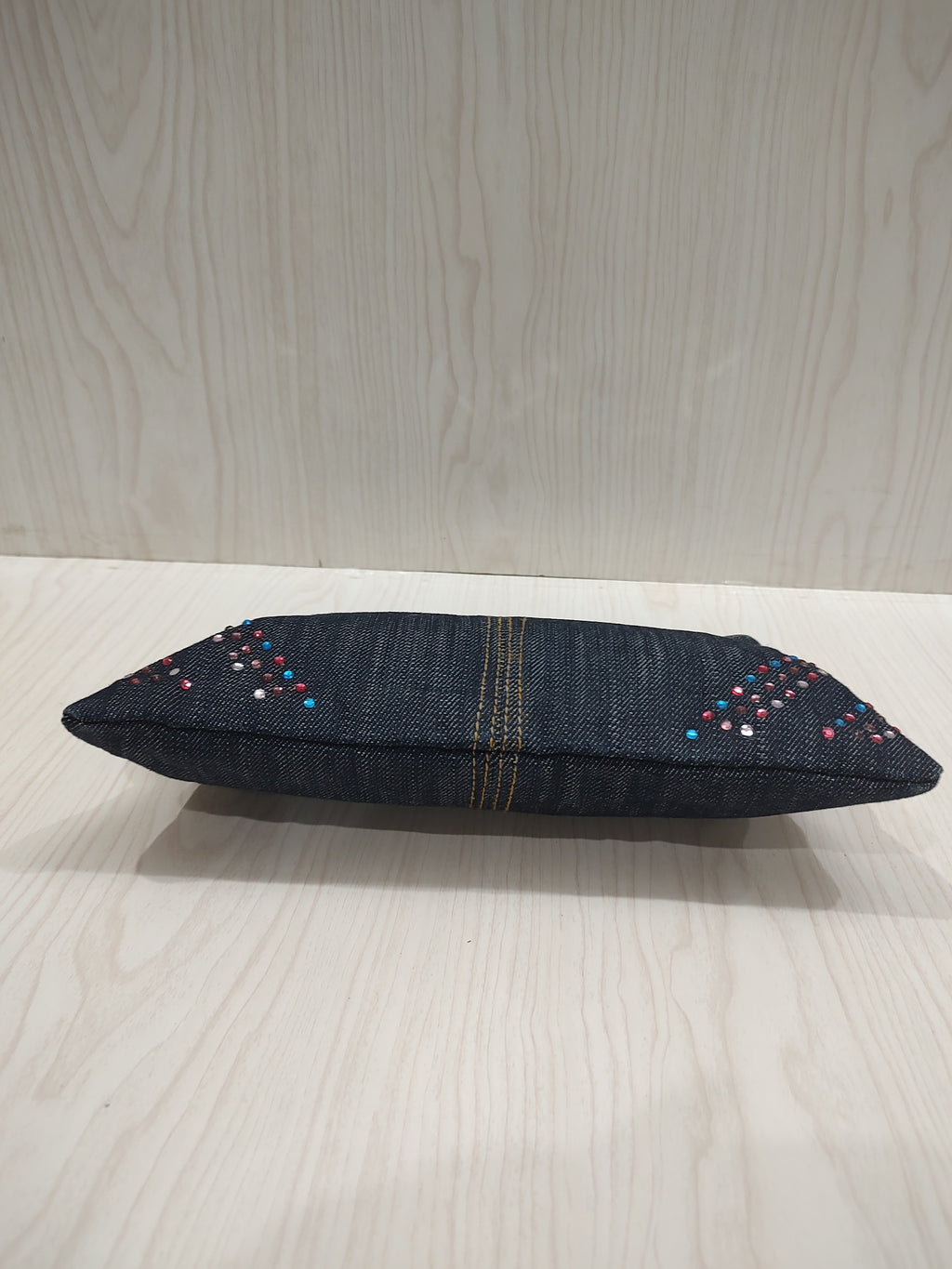 Chic Denim Cut-Out Handle Clutch 🌟
