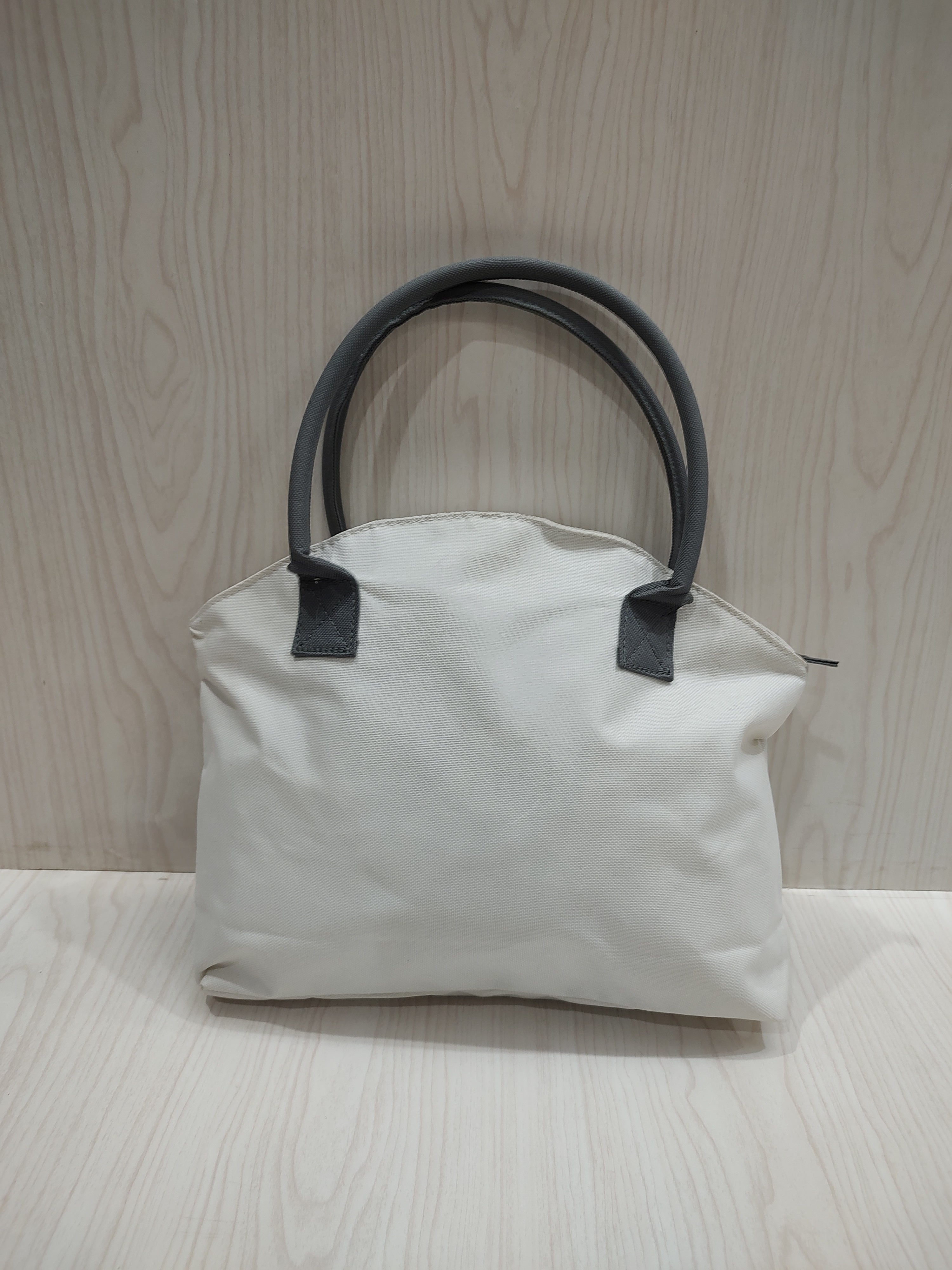 🌸 Chic Floral Accent Canvas Tote Bag 👜