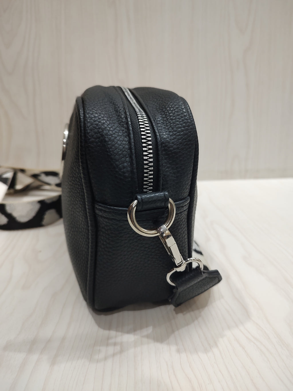 🐆 Pebble-Grain Camera Bag with Statement Leopard Strap