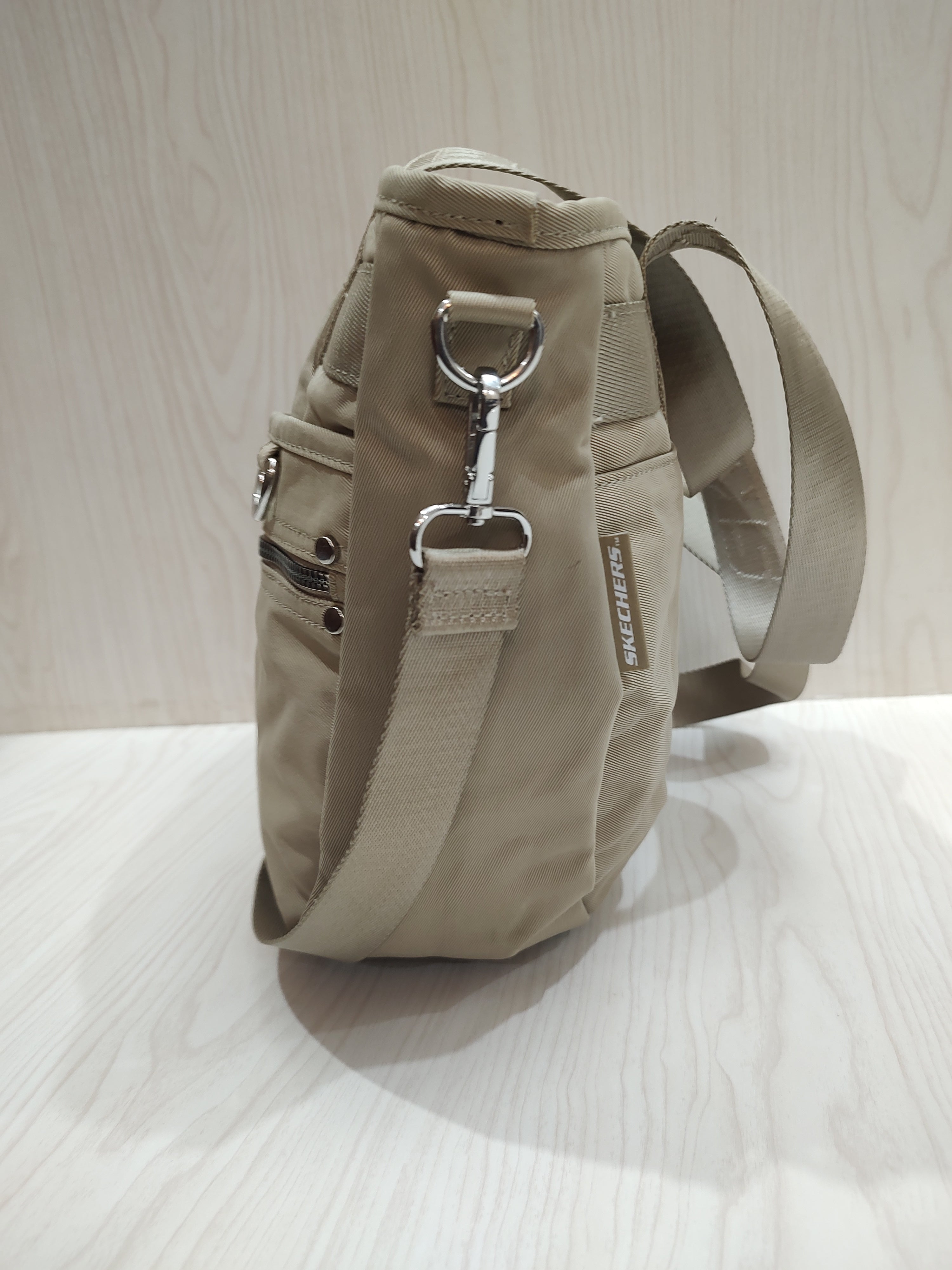 🎒 Versatile Everyday Nylon Tote