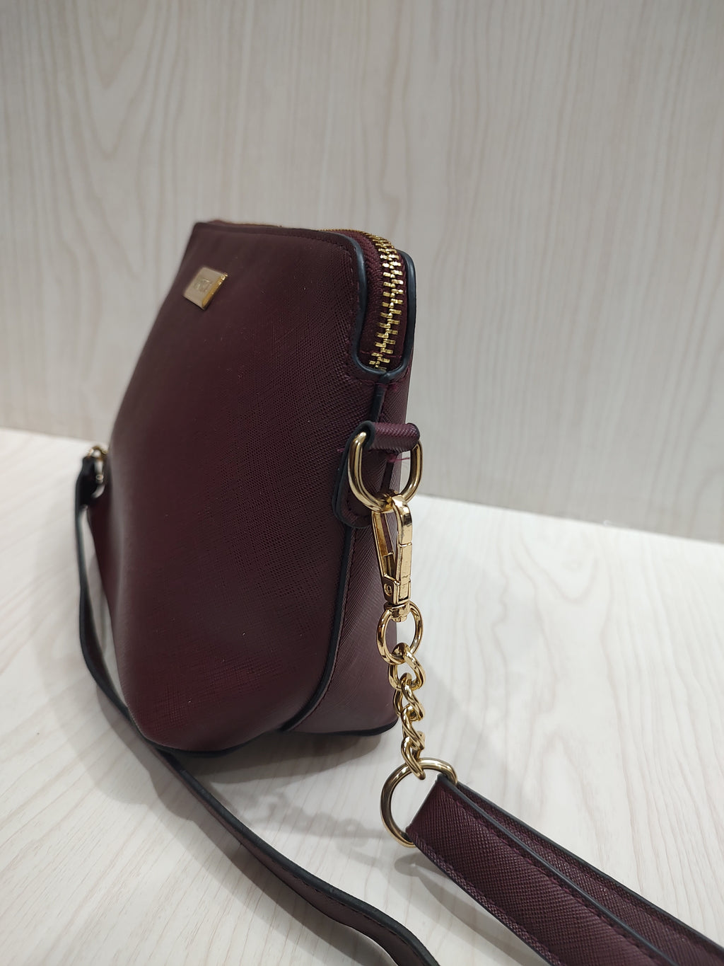 Chic Saffiano Crossbody Bag