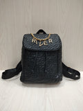 🖤 Chic Swirl-Quilted Drawstring Backpack 🎒