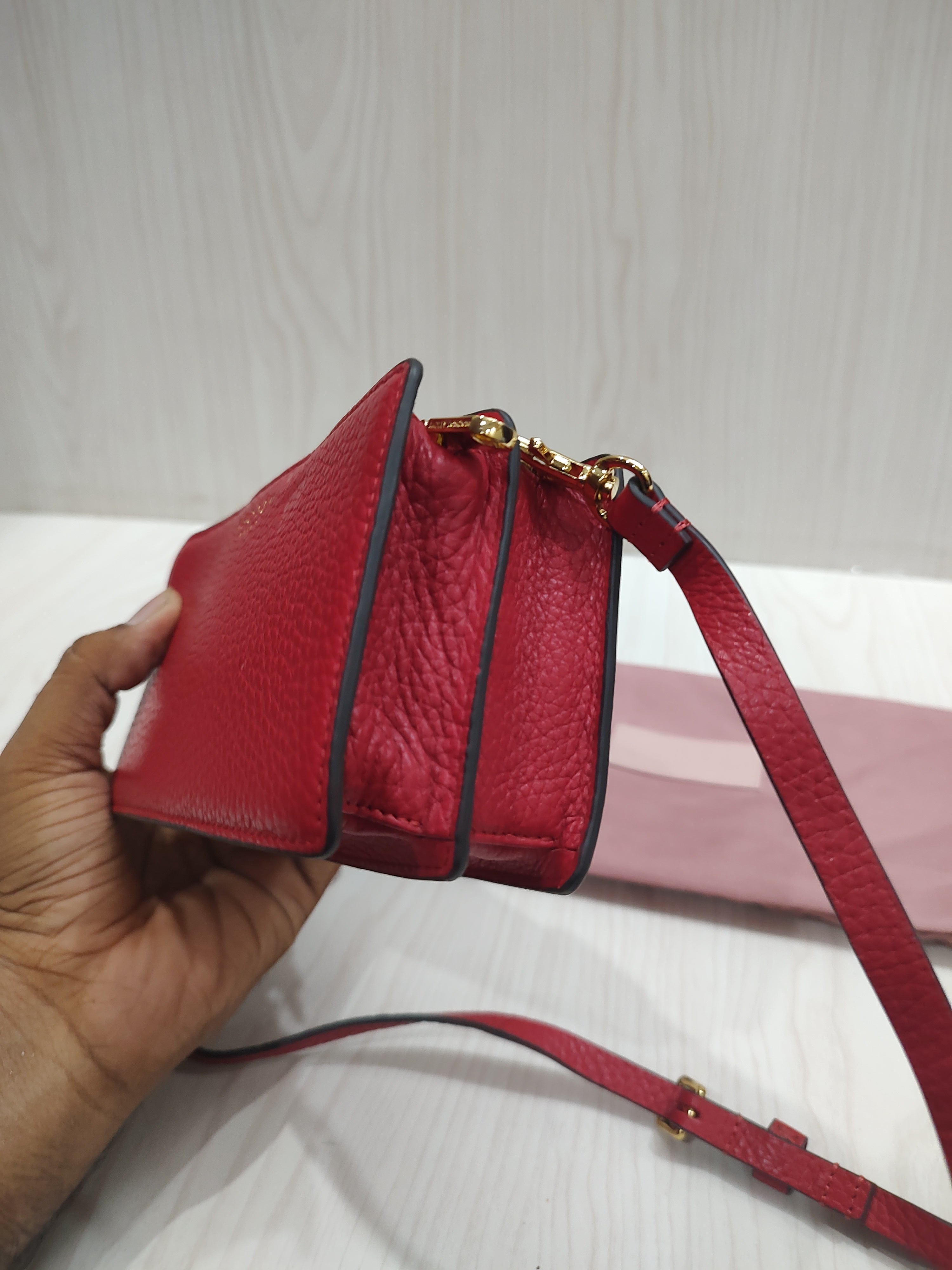❤️ Chic Crimson Studded Crossbody Bag 🎒 ✨