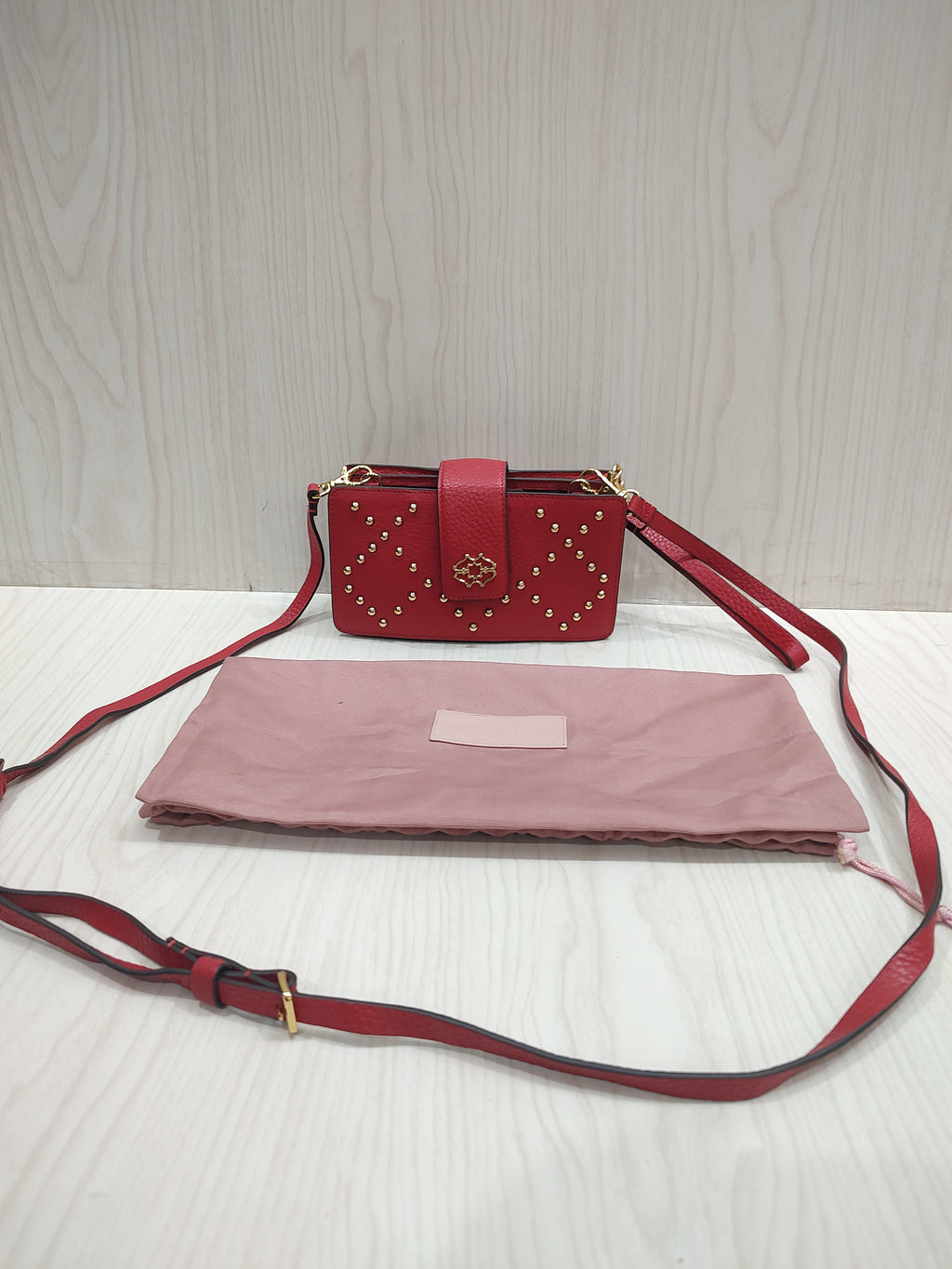 ❤️ Chic Crimson Studded Crossbody Bag 🎒 ✨