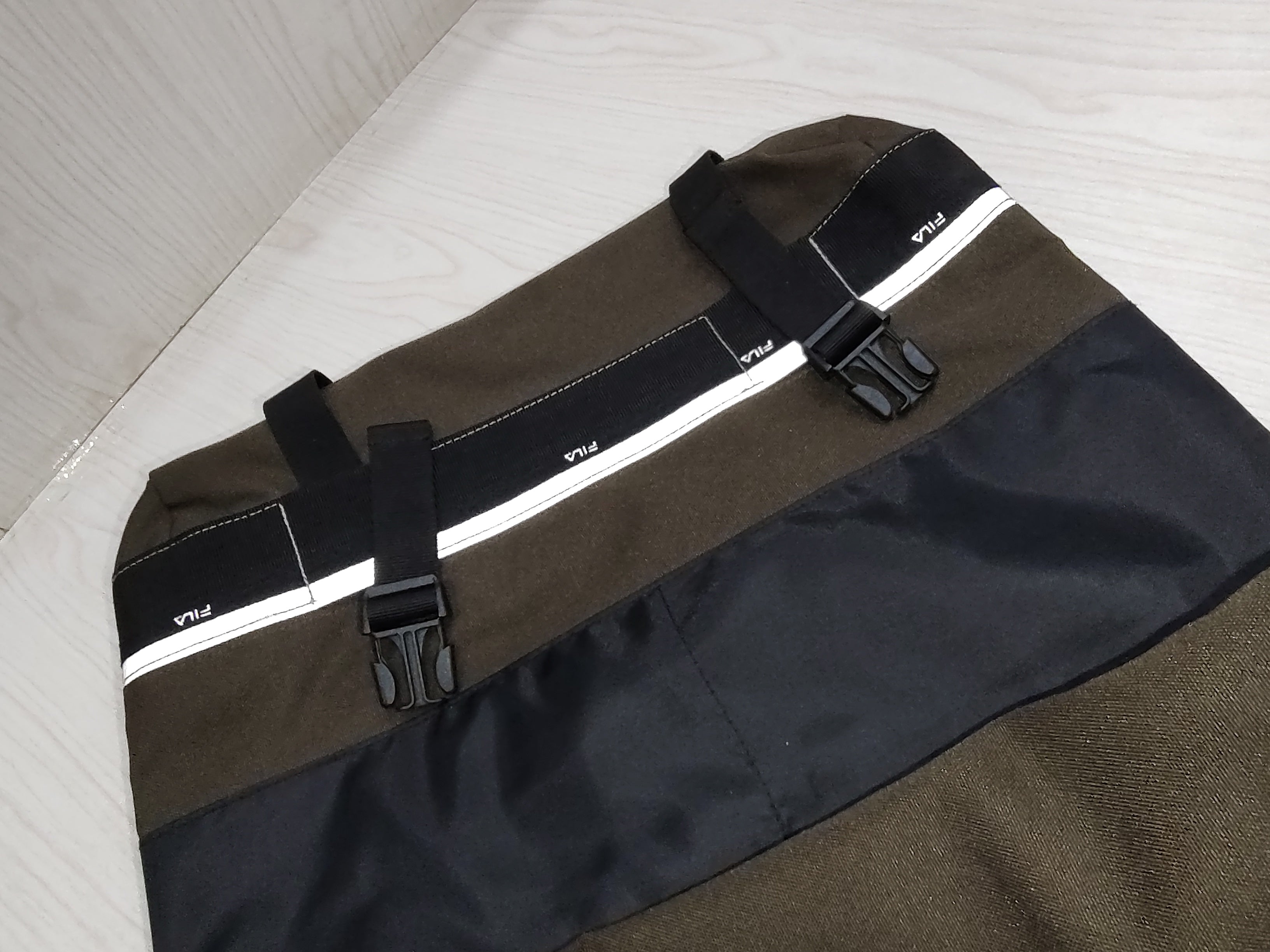 🎒 Tactical Urban Messenger Bag