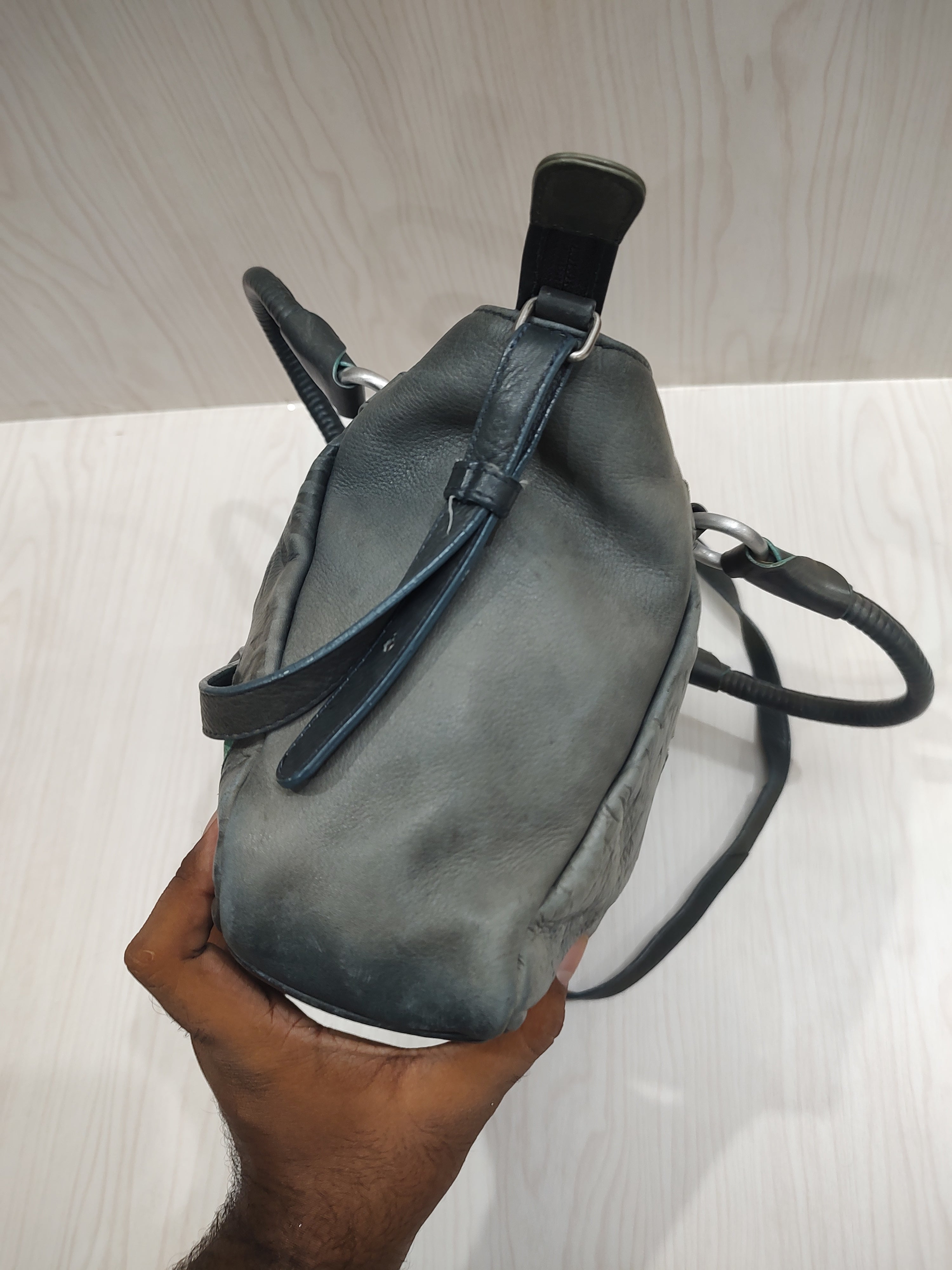 🌸 Vintage Boho Floral Embossed Grey Leather Handbag 👜✨