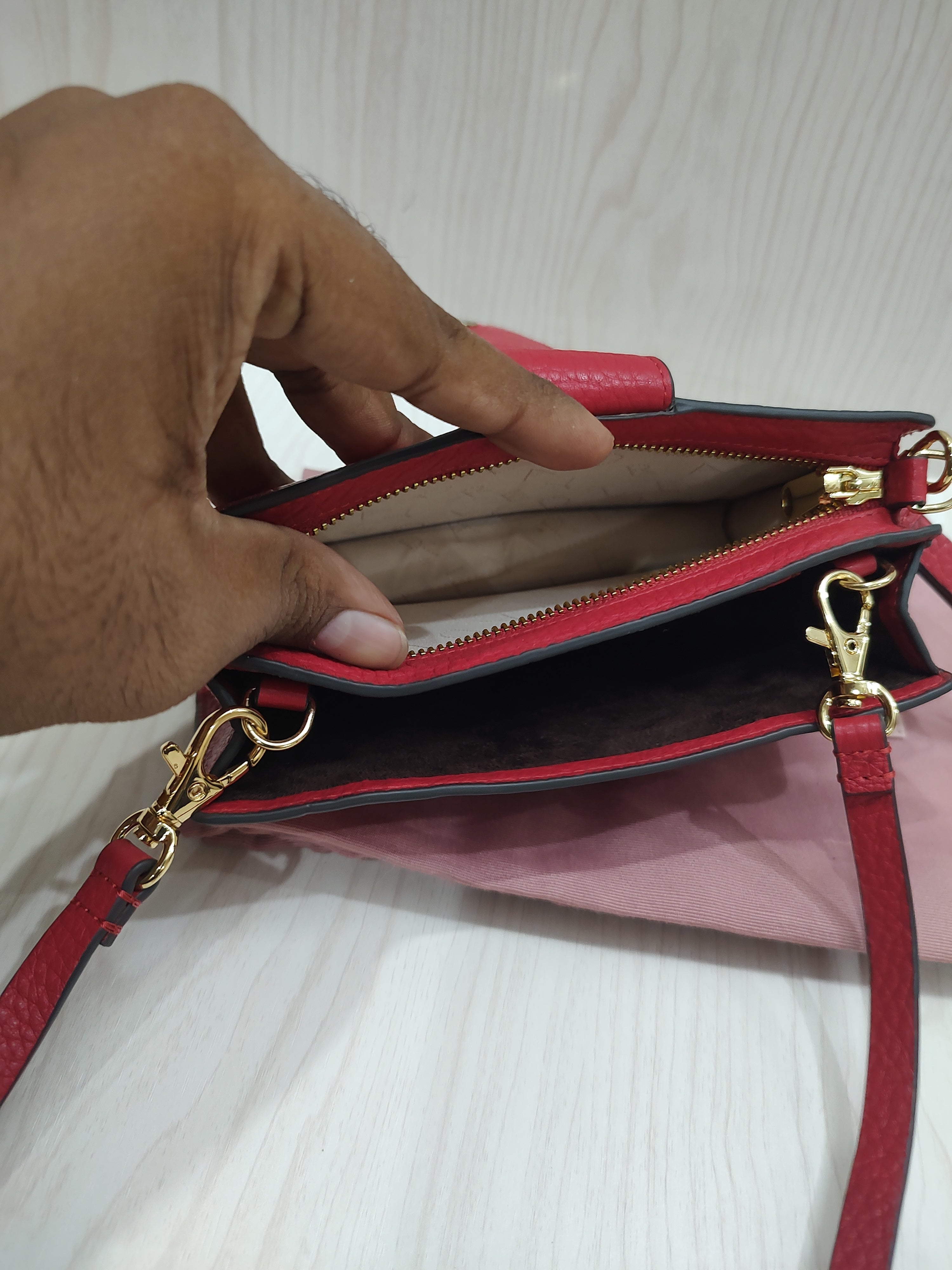 ❤️ Chic Crimson Studded Crossbody Bag 🎒 ✨
