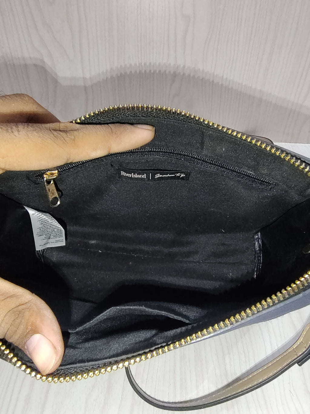 🔷 Sophisticated Navy Two-Tone Crossbody Bag