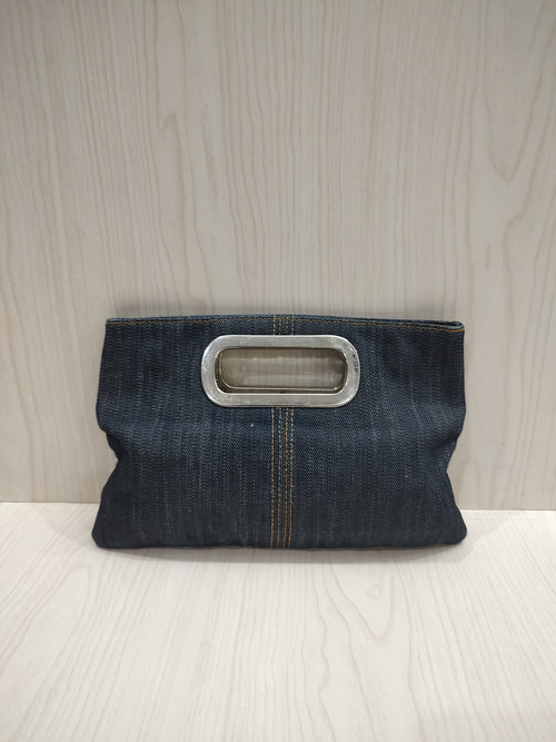 Chic Denim Cut-Out Handle Clutch 🌟