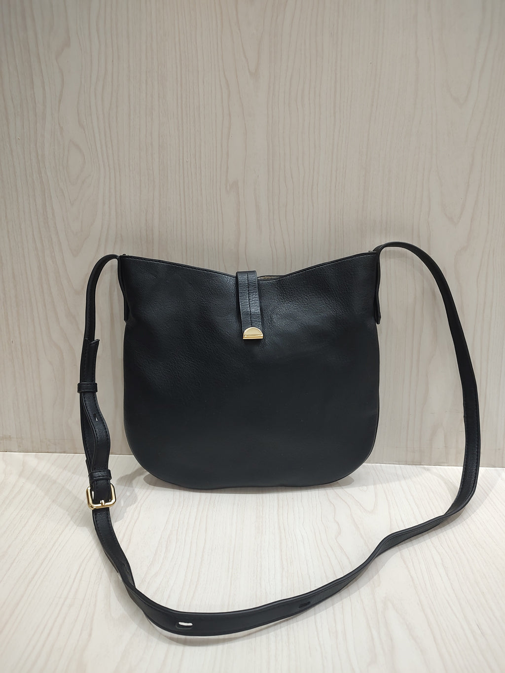 🖤 Minimalist Black Hobo Crossbody Bag with Removable Canvas Pouch