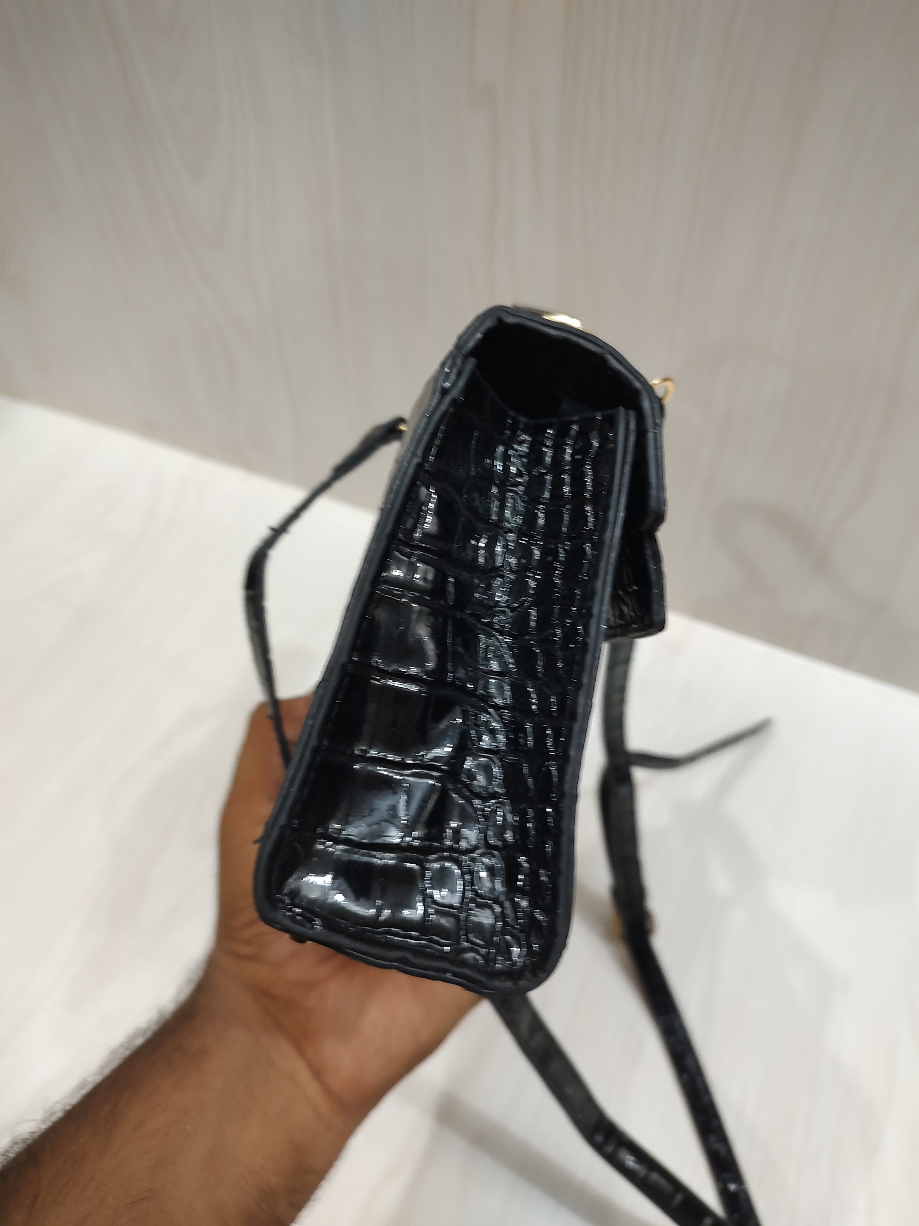 ✨ Elegant Glossy Croc-Embossed Top Handle Bag 👜