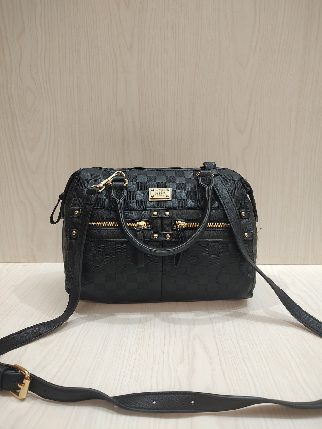 👜 Elegant Checkered Textured Satchel