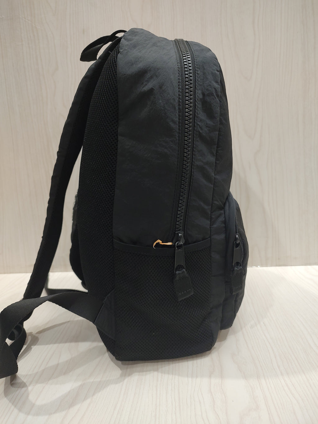 🎒 Urban Minimalist Lightweight Black Backpack