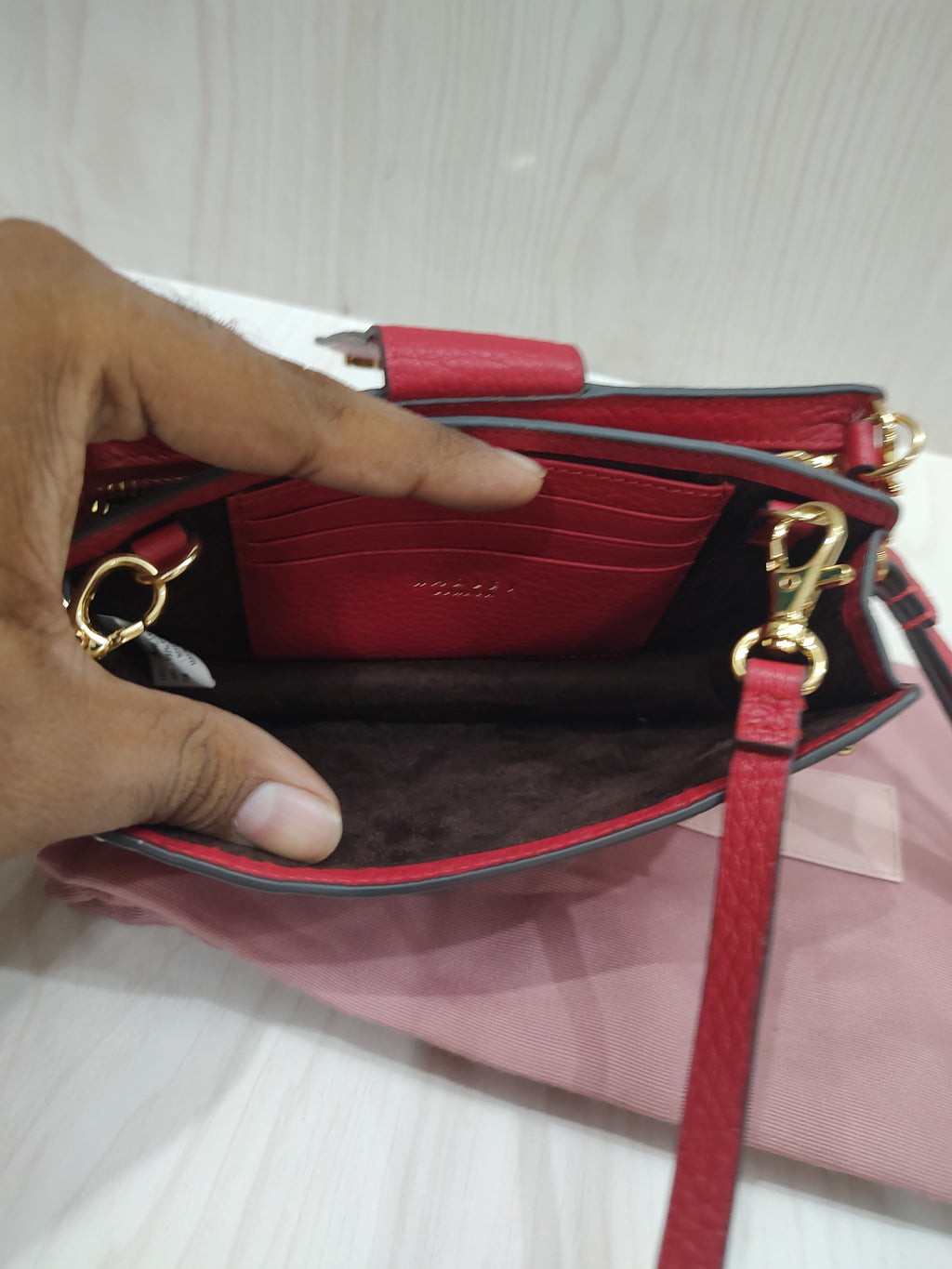 ❤️ Chic Crimson Studded Crossbody Bag 🎒 ✨